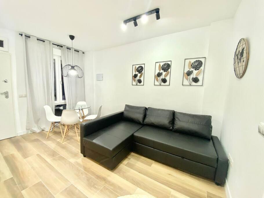 Madrid Rio Amparo Usera Екстер'єр фото